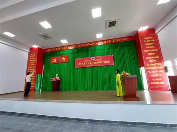 Lễ kết nạp đảng viên mới 2023